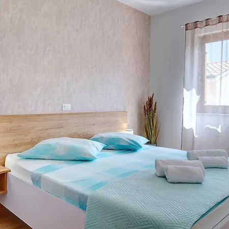 Buic Apartment *
