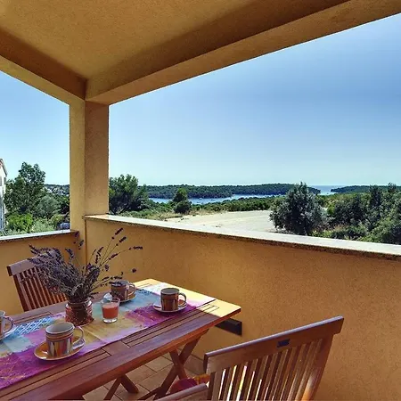 Apartment Buic *