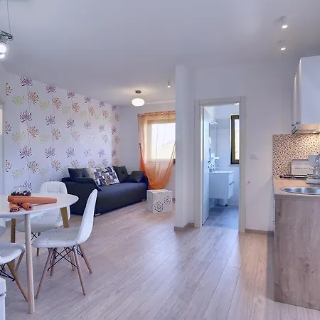 Buic Apartment *